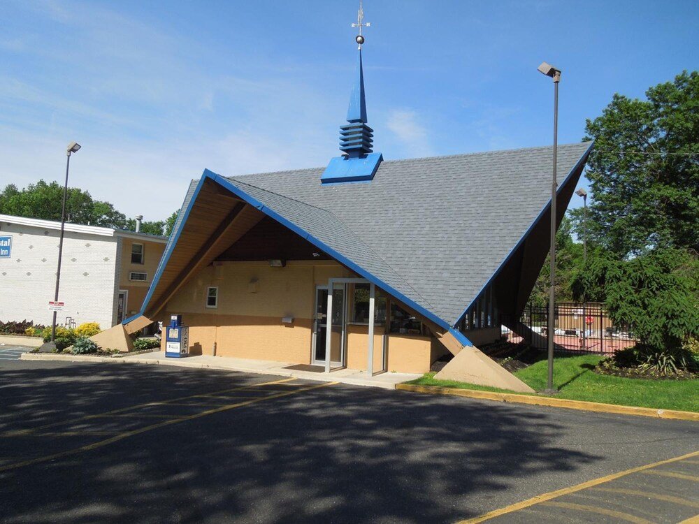 Crystal Inn