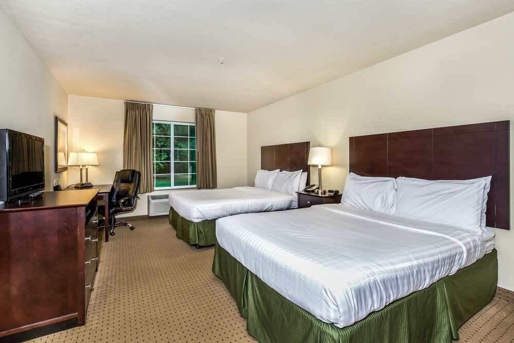Cobblestone Inn & Suites