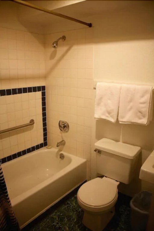 Econo Inn