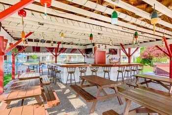 Rhumb Line Resort