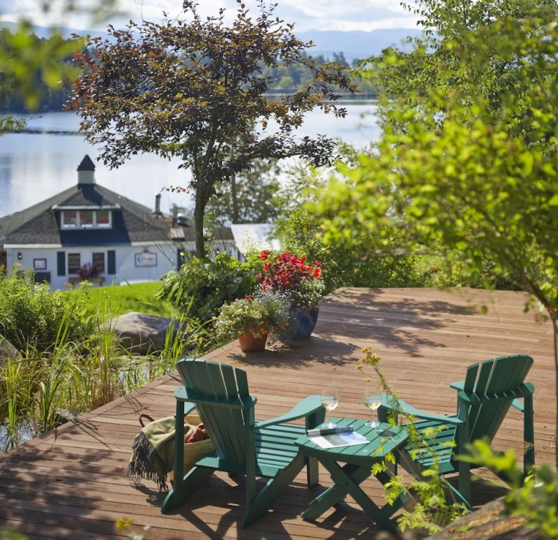 Mirror Lake Inn