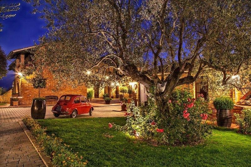 Borgo Tre Rose Hotel