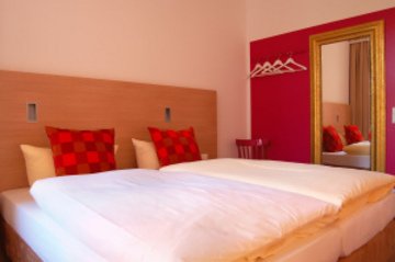 Hotel 38