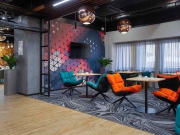 Holiday Inn St Petersburg Theatre Square