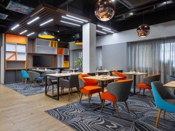 Holiday Inn St Petersburg Theatre Square
