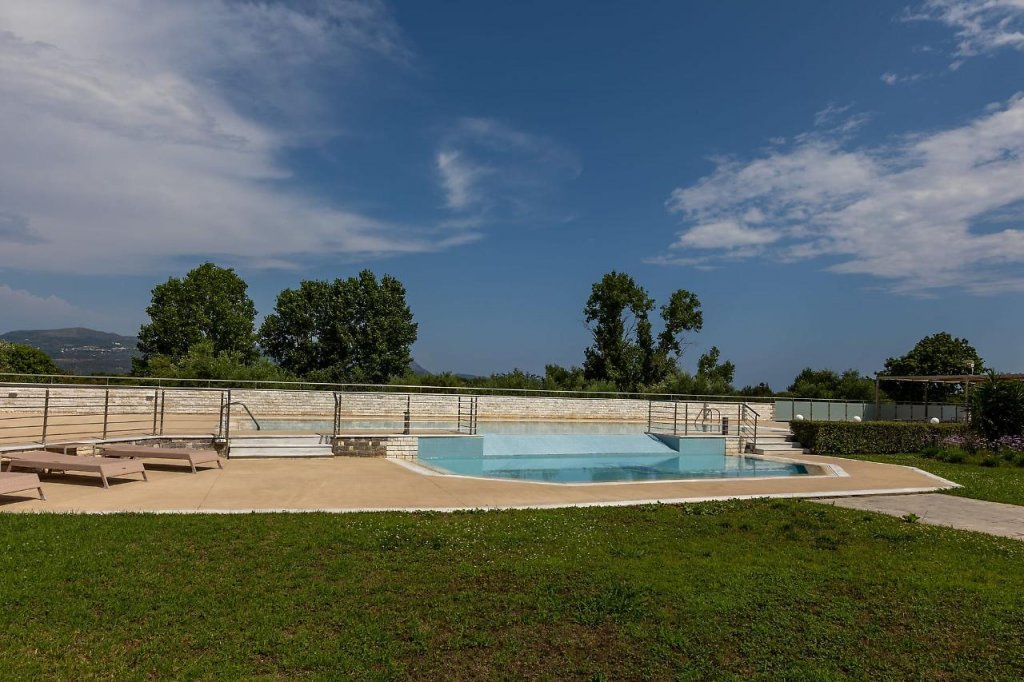 Paradise Resort Finikounda