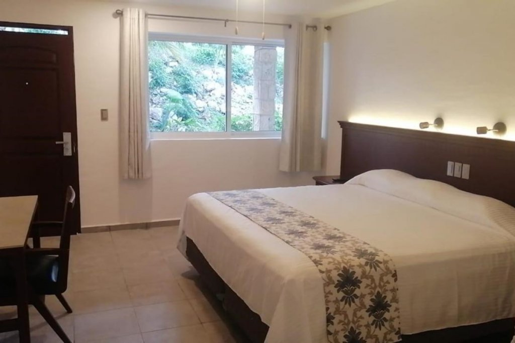 Hotel Puerta Chichen