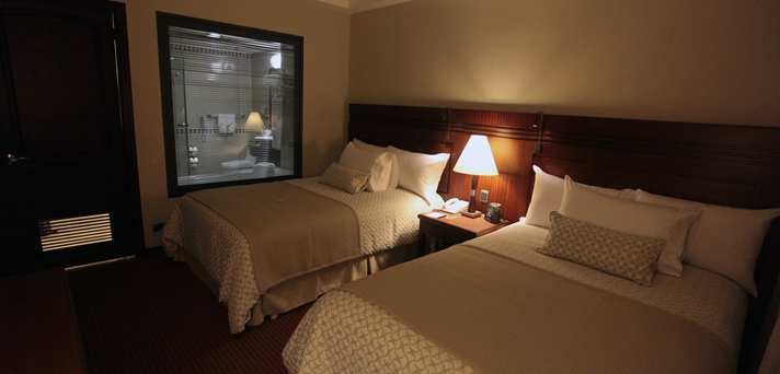 Embassy Suites by Hilton Valencia-Downtown