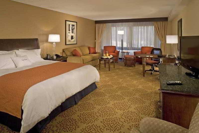 DoubleTree Pittsburgh - Monroeville Convention Center