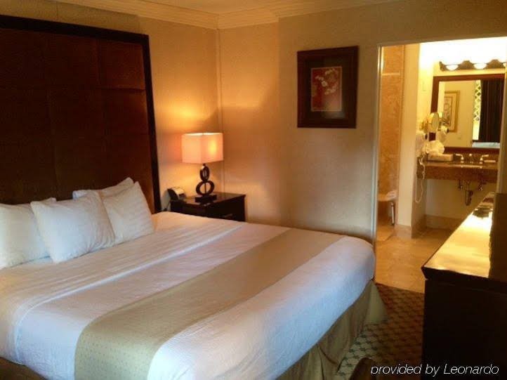 Holiday Inn Laguna Beach