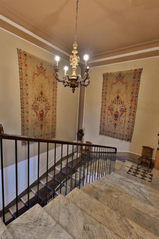 Alibrandi Palace
