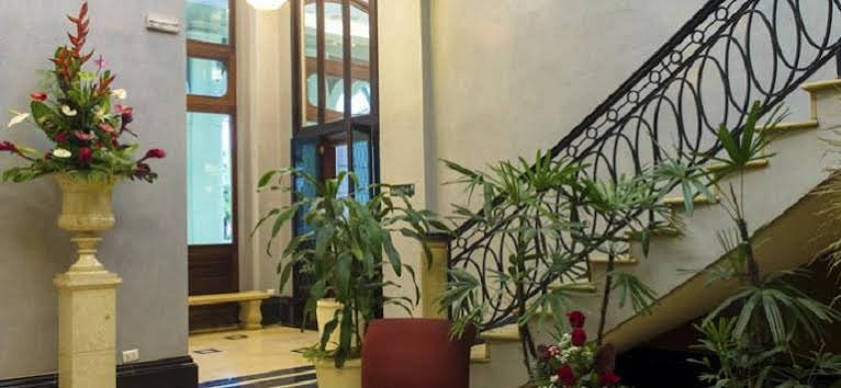 Hotel Saratoga
