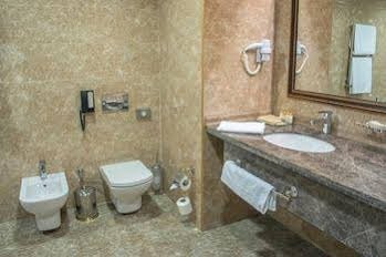 President Hotel