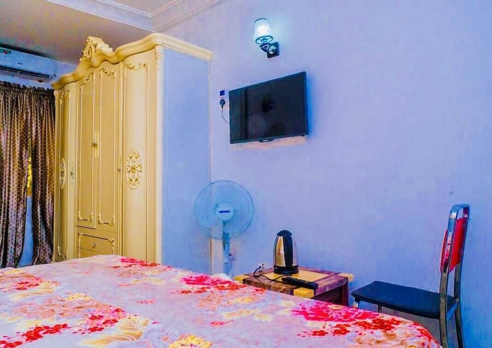 World Class Hotel