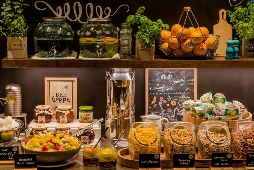 Motel One Köln-Waidmarkt