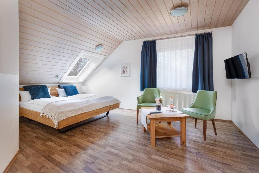 Hotel Pension Haus Biederstaedt