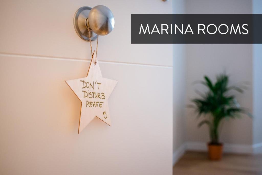 Marina Rooms