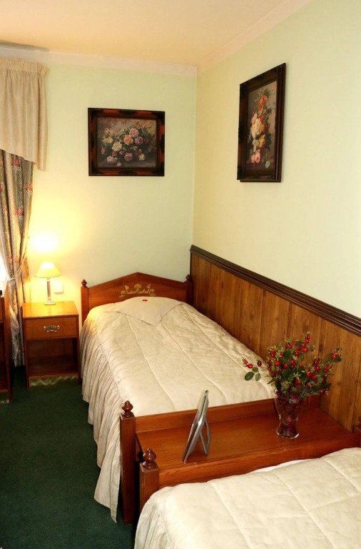 River Star Hotel