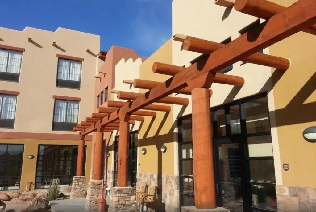 Moenkopi Legacy Inn & Suites