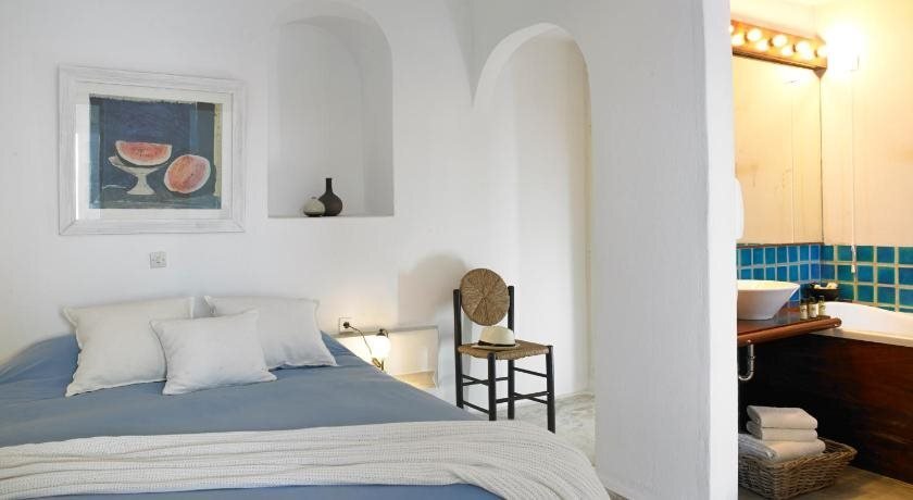 Altana Traditional Houses & Suites