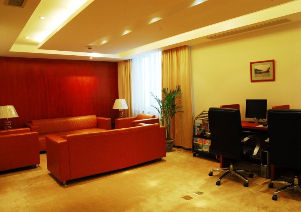 Shanghai Airlines Travel Hotel