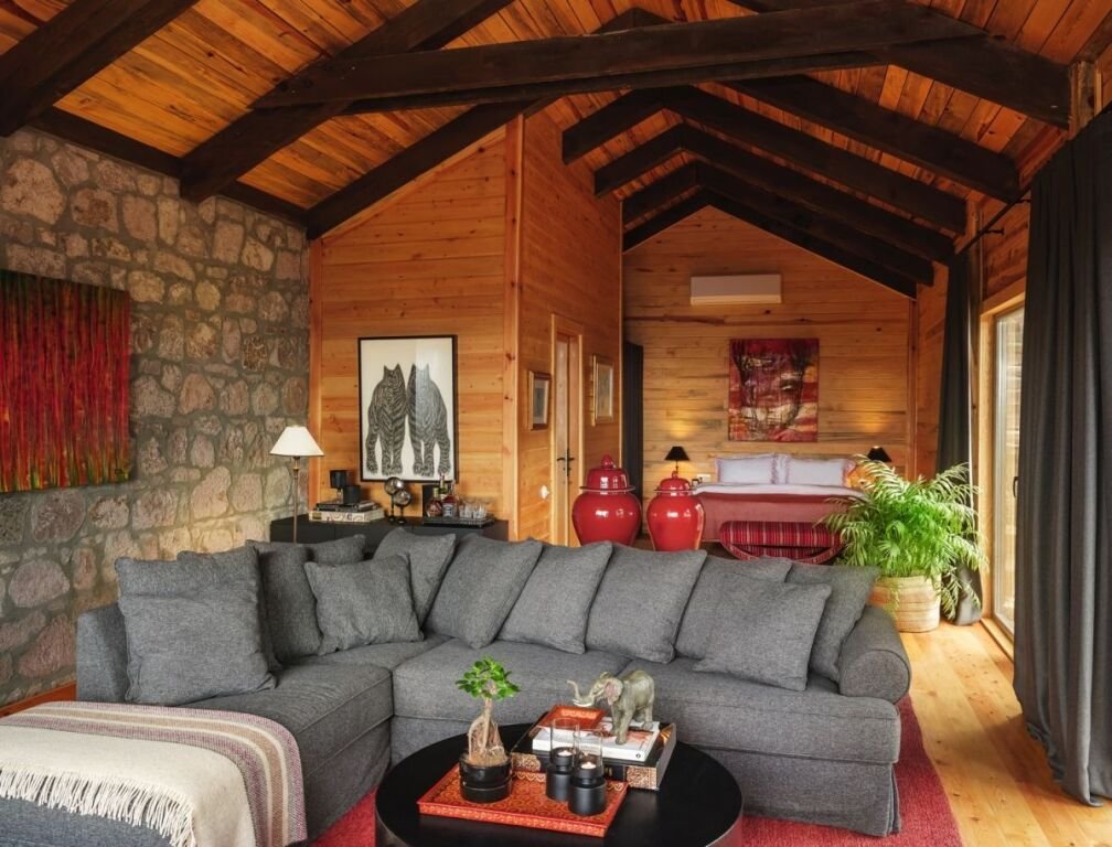Simurg Inn