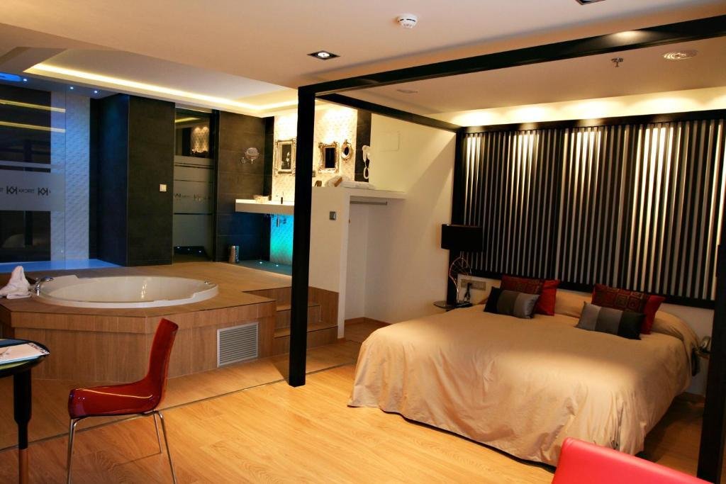 Kadrit Hotel