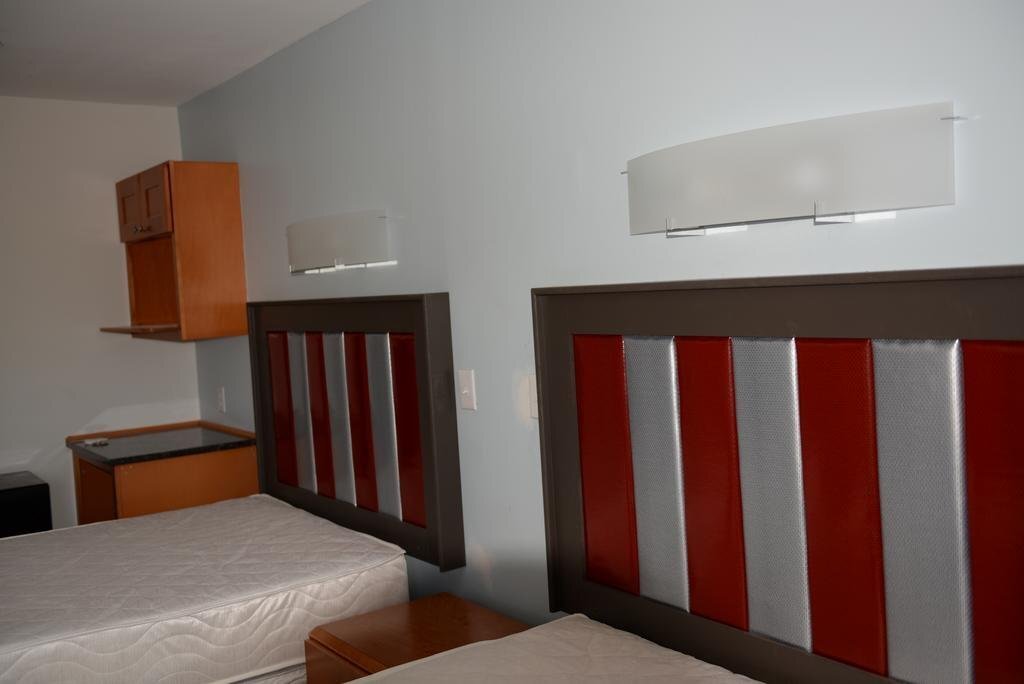 Chateau Suites