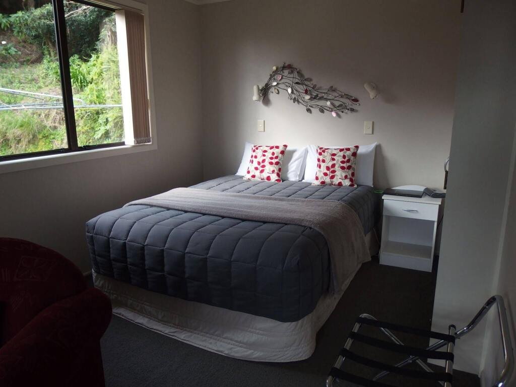Coastal Motor Lodge