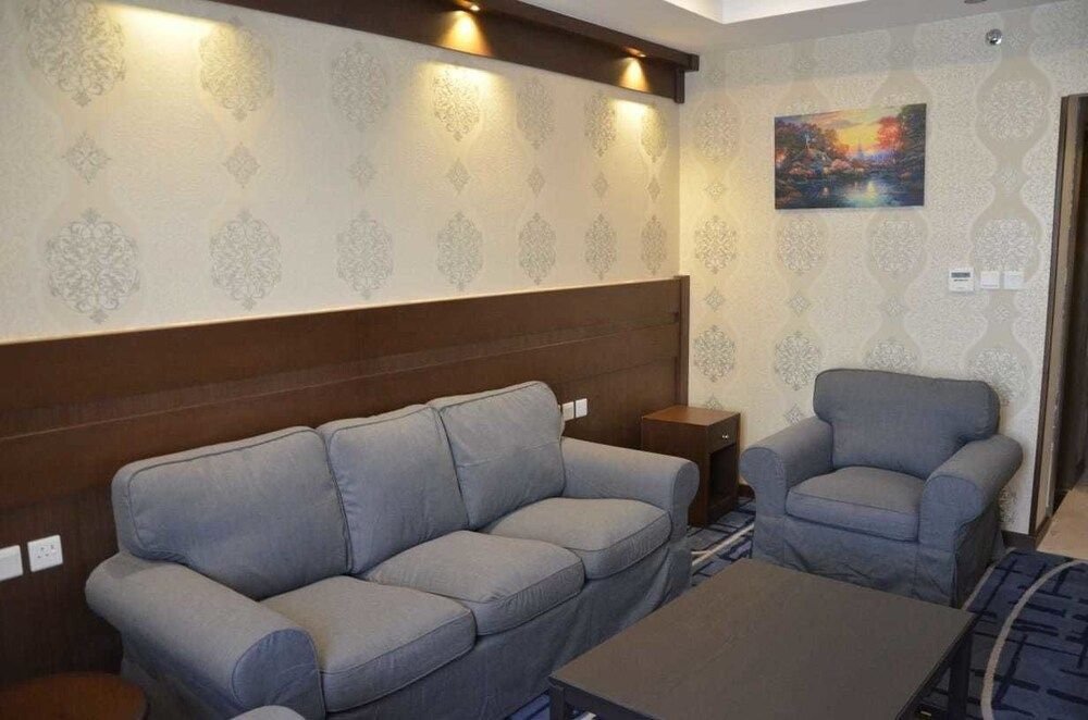 Rawabi Emirates Hotel
