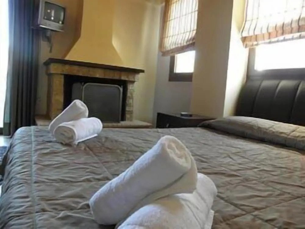 Ahilion Hotel