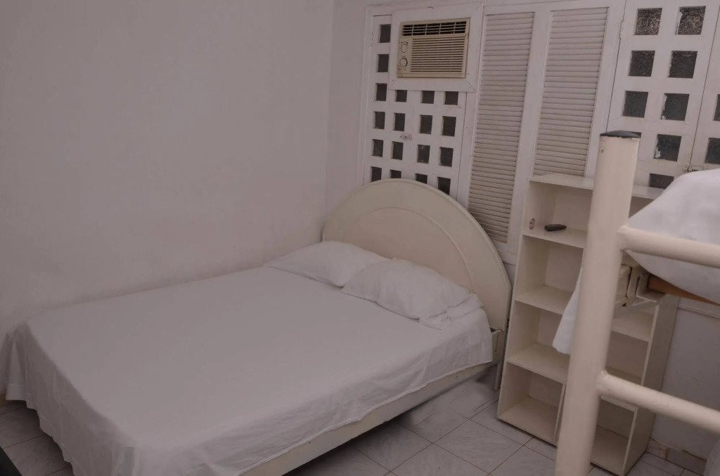 Hotel Vargas Airport