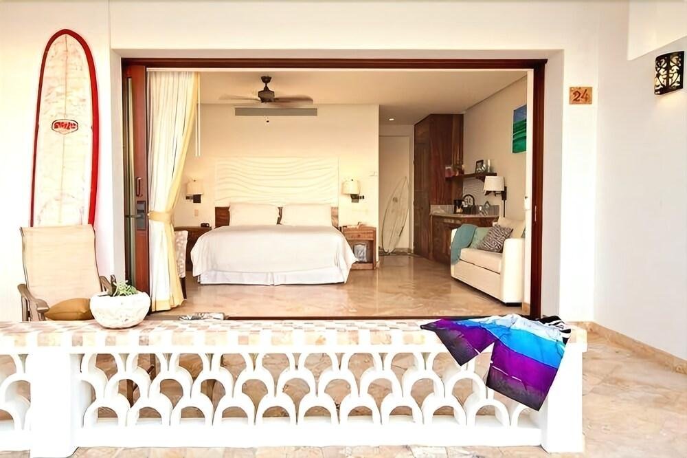 Cabo Surf Hotel & Spa