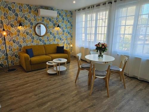 Logis Hotel Loire Hotel