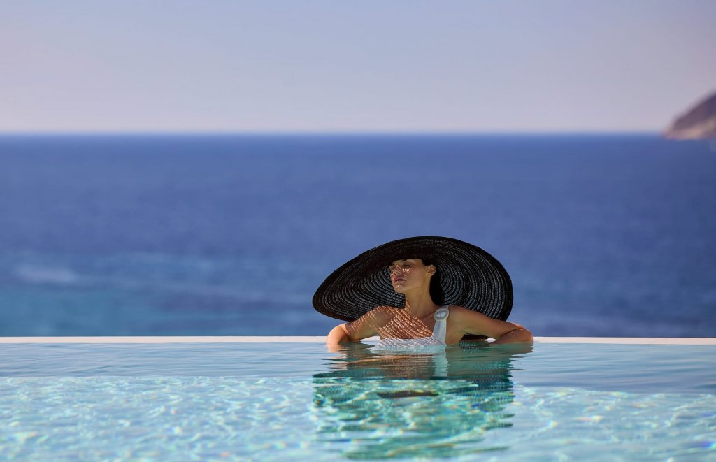 Hotel Milos Resort Suites