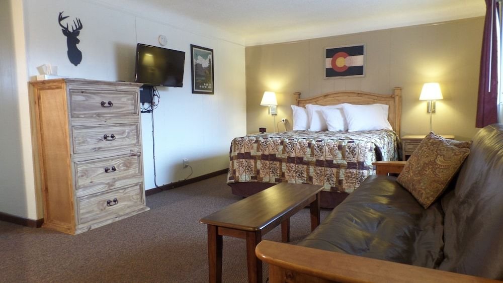 Peak To Peak Lodge
