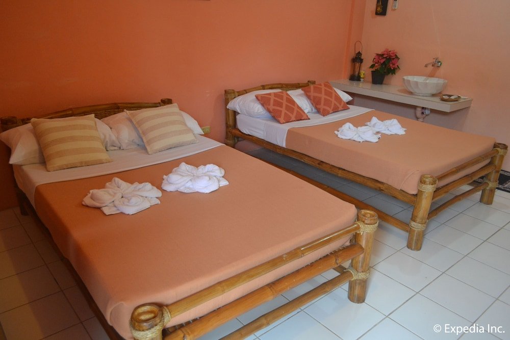 Lazea Tagaytay Inn