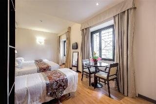 Regal Park Hotel