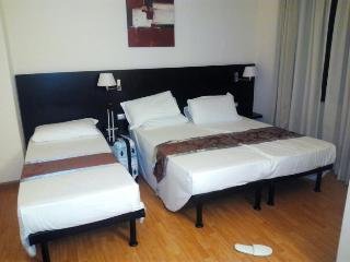 Regal Park Hotel
