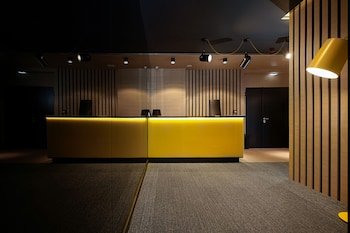 Maccani Luxury Suites