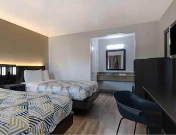 Motel 6 Buttonwillow Central