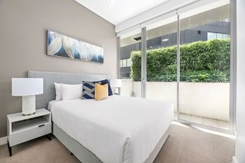 Urban Rest - Alta Surry Hills