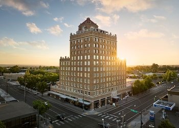 The Marcus Whitman Hotel