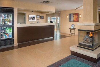 Sonesta ES Suites Charleston