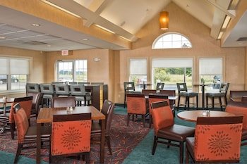 Sonesta ES Suites Charleston