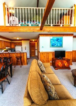Alpine Crest - Resort Club of Helen