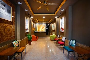 Aivy Boo Hotel By OYO Rooms