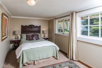 Jenner Inn