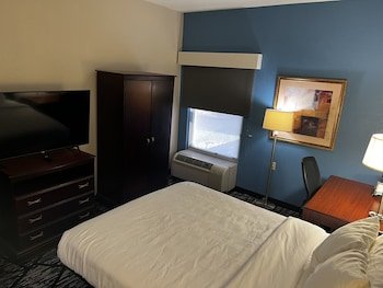 Baymont by Wyndham Monroe Ohio