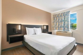 Motel 6 Seattle North - Kirkland